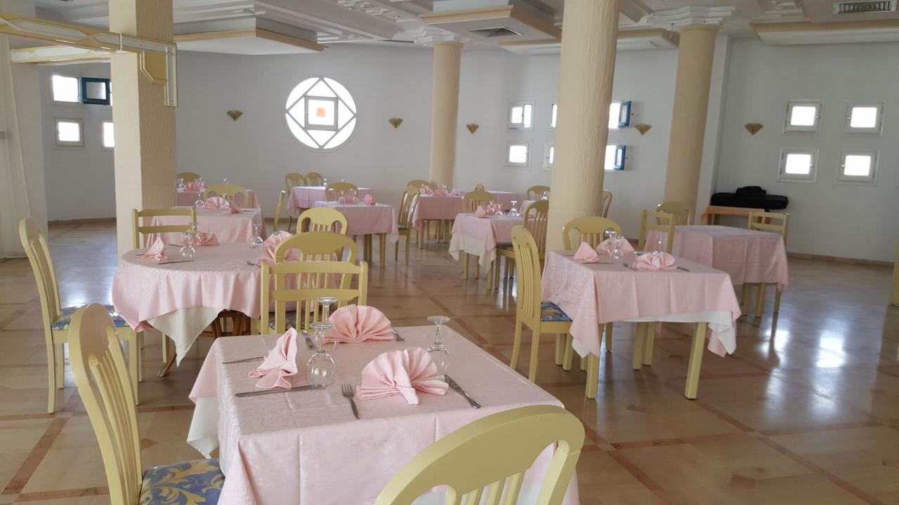 Hotel Sindbad Sousse ฮัมมัมซุส ภายนอก รูปภาพ